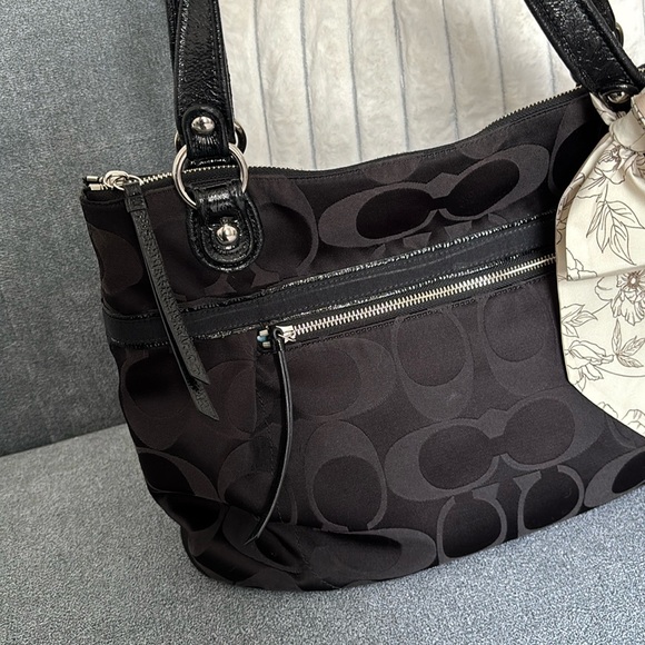 Coach Large Poppy Black Signature Logo Tote Purse Bag 18988 - Picture 4 of 13